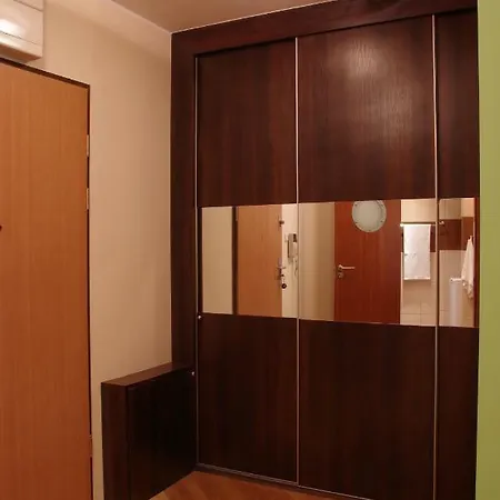 Szucha Apartment *