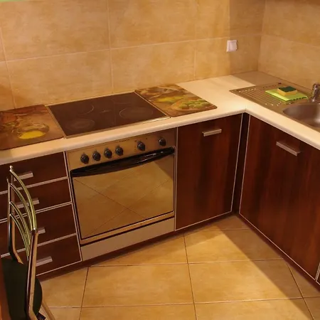 Szucha Apartment
