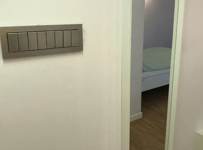 Szucha Apartament *